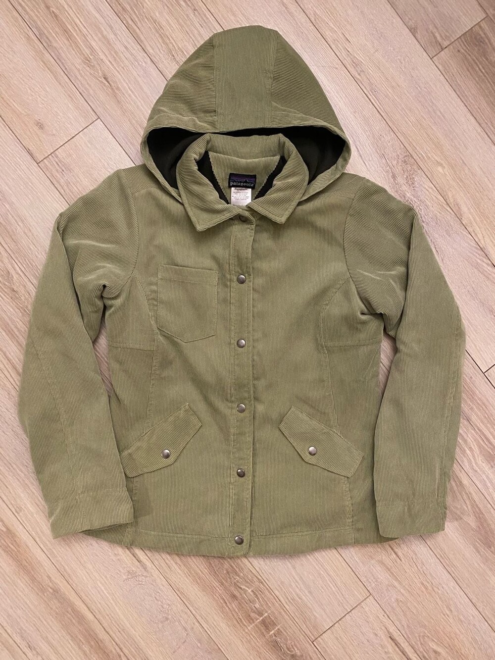 Patagonia Women's Green Corduroy Hooded Jacket Size S